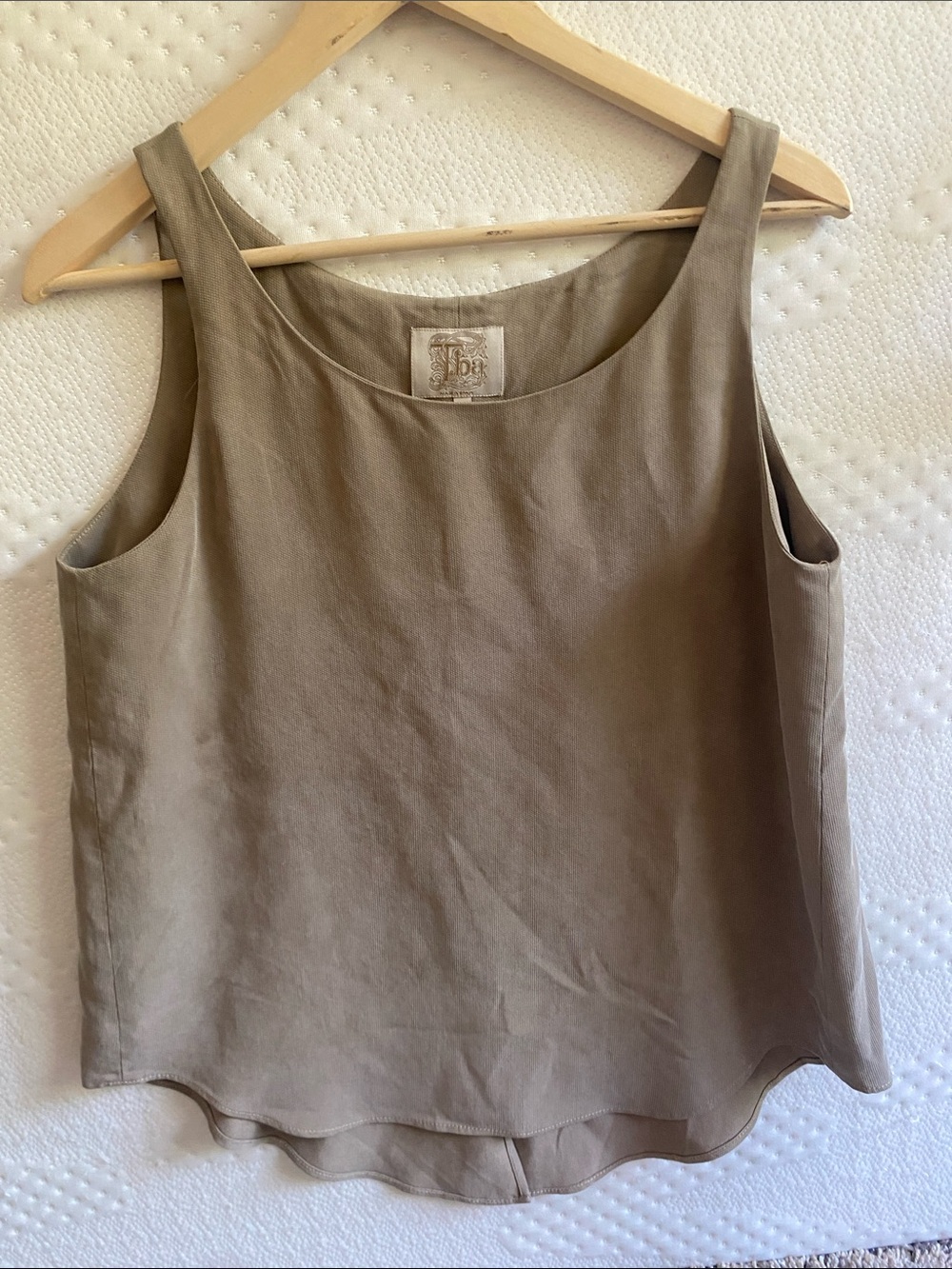 T. Ba Made in Spain  Taupe 100% Viscose Sleeveless blouse